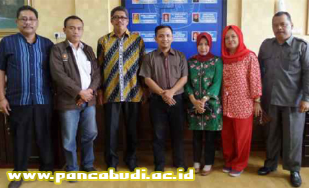 Silaturahim UNPAB Dengan Koordinator Kopertis silaturahim-unpab-dengan-koordinator-kopertis_448797.jpg