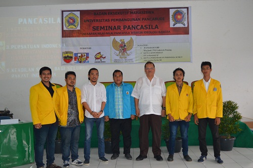 badan-eksekutif-mahasiswa-unpab-gelar-seminar-pancasila_47.jpg
