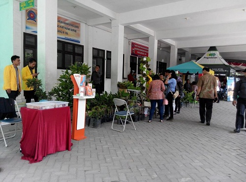 Suasana Kampus UNPAB Ramai Oleh Bazar dan Pameran Mahasiswa bazar-dan-pameran--ramaikan-kampus-unpab-_42.jpg