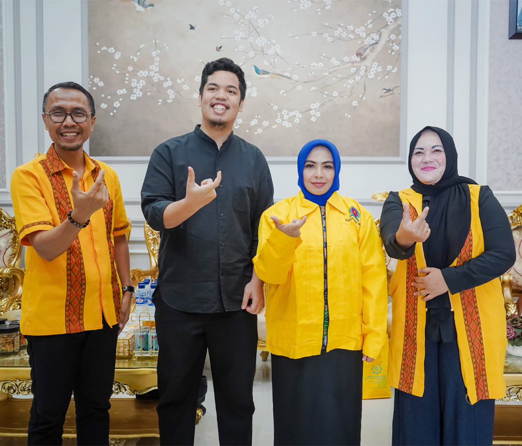 bupati-labuhanbatu-resmi-jadi-mahasiswa-magister-hukum-kesehatan-unpab-medan-1749780538_93.jpg
