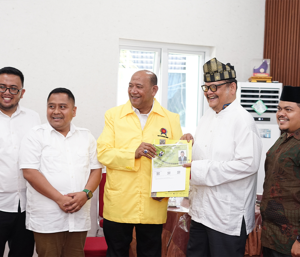 bupati-langkat-resmi-jadi-mahasiswa-magister-ilmu-hukum-unpab-1752074529_56.jpg