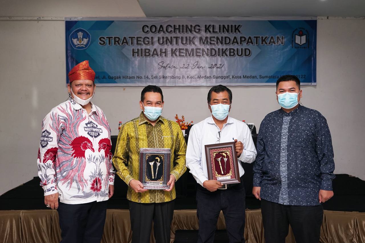 coaching-klinik-strategi-untuk-mendapatkan-hibah-kemendikbud_24.jpg