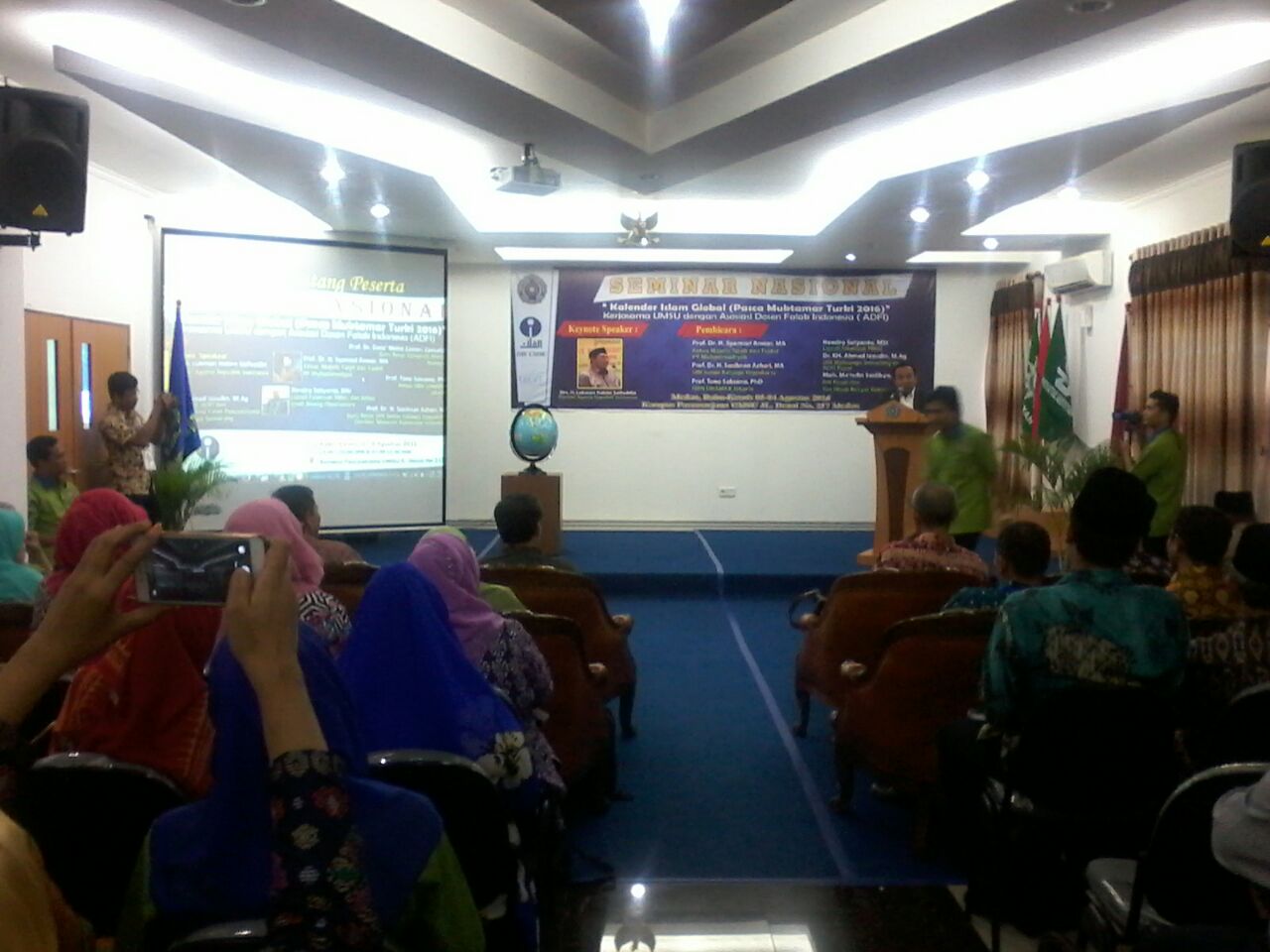 dekan-fakultas-fai-unpab-mengikuti--seminar-nasional--bertema-_88.jpg