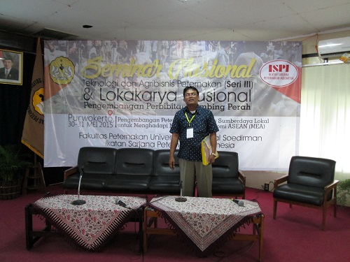 dosen-unpab-dr-sarim--pemakalah-di-seminar-nasional-purwokerto_46.jpg