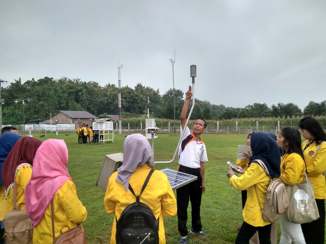 field-trip-mahasiswa-agroekoteknologi-ke-bmkg_34.jpg