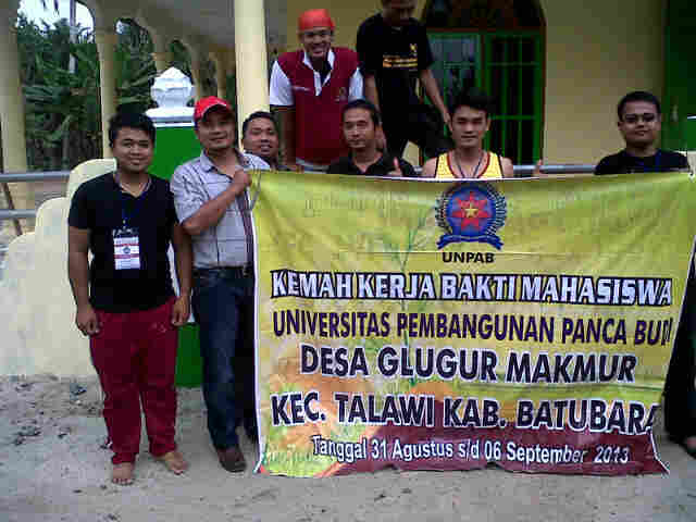 kemah-kerja-bakti-mahasiswa-unpab-di-kabupaten-batubara_96.jpg