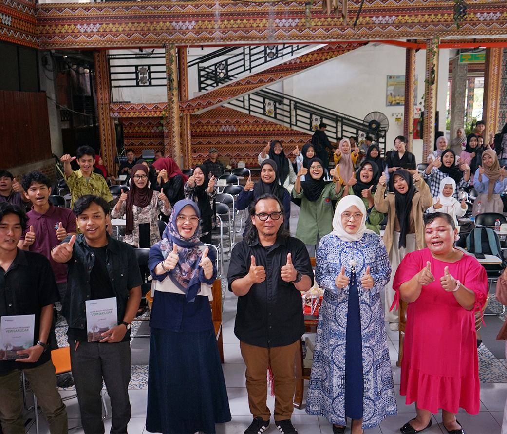 kuliah-umum-prodi-arsitektur-unpab-urban-design-menyatukan-estetika-dan-fungsionalitas-kota-1751595505_25.jpg