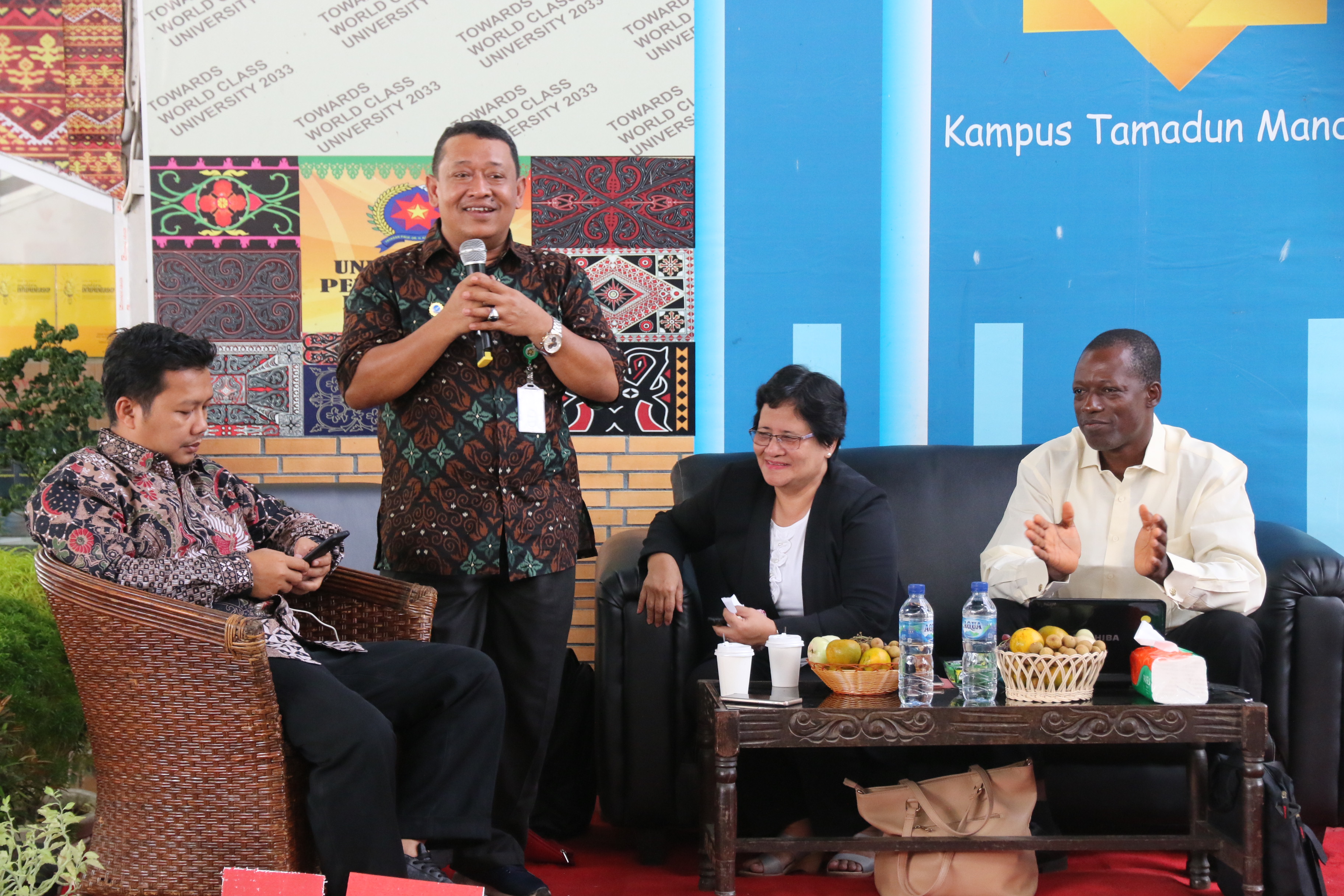 Kuliah Umum Prodi Sistem Komputer dan Teknik Komputer THE 2nd IT FEST kuliah-umum-prodi-sistem-komputer-dan-teknik-komputer-“the-2nd-it-fest”_98.jpg