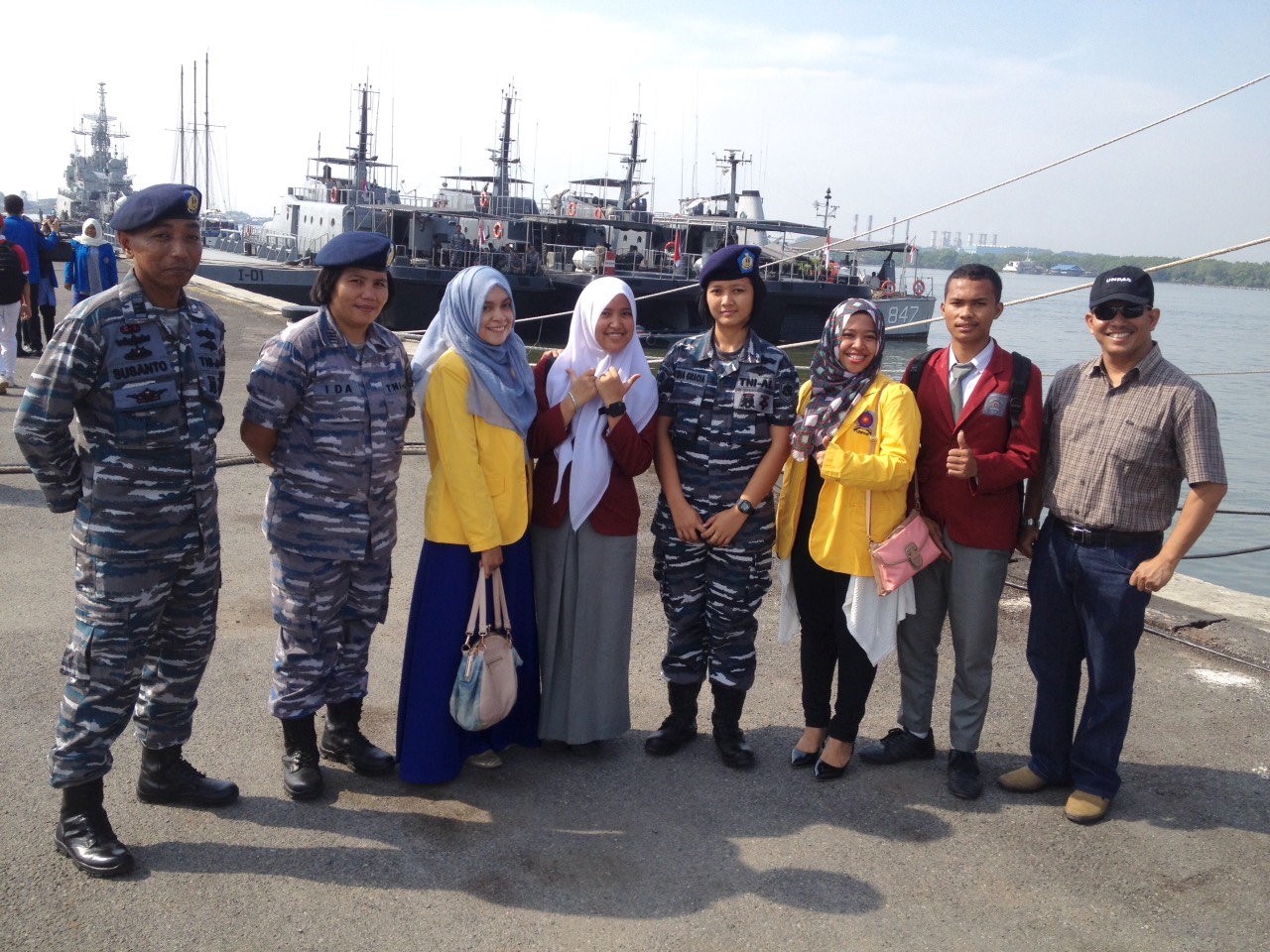 mahasiswa--unpab--berlayar--bersama-tni--angkatan--laut-_33.jpg