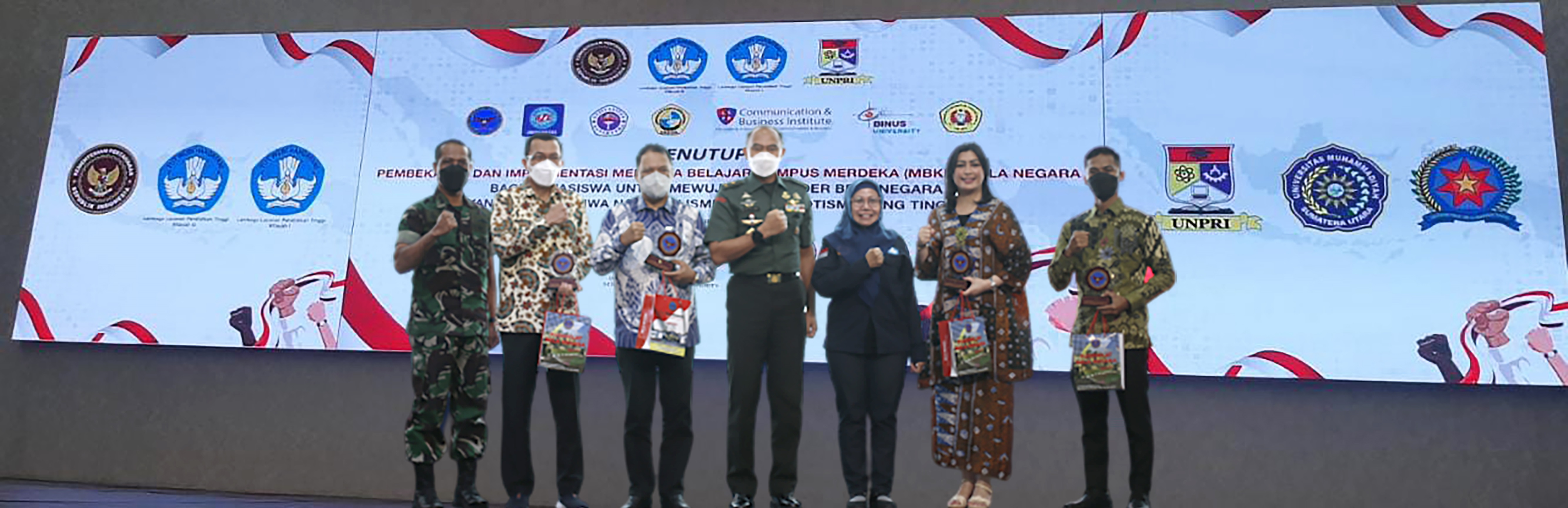 mahasiswa-unpab-ikuti-kuliah-umum-bela-negara-oleh-kemenhan-ri_77.jpg