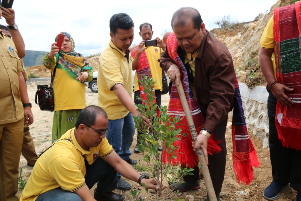 penandatanganan-moa-lppm-unpab-dengan-bappeda-samosir-dan-geopark-kaldera-toba_42.jpg