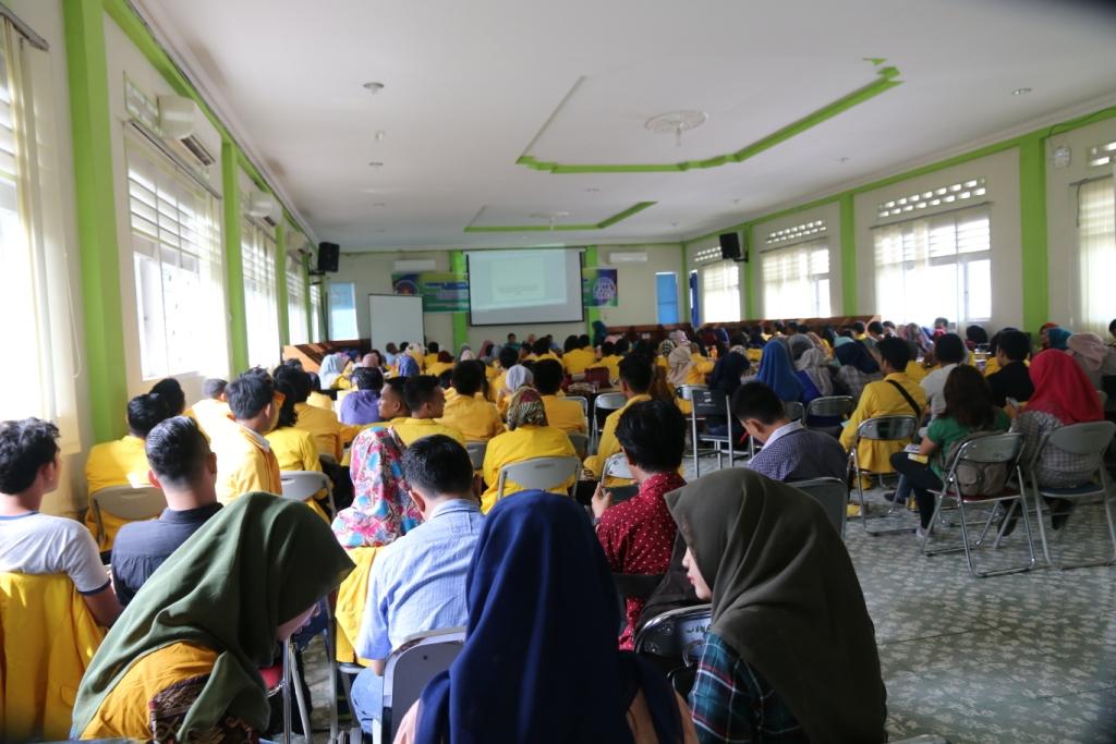 pentingnya-bagi-mahasiswa-fep-mengikuti-seminar-kkbpk-untuk-persiapan-kkn_20.jpg