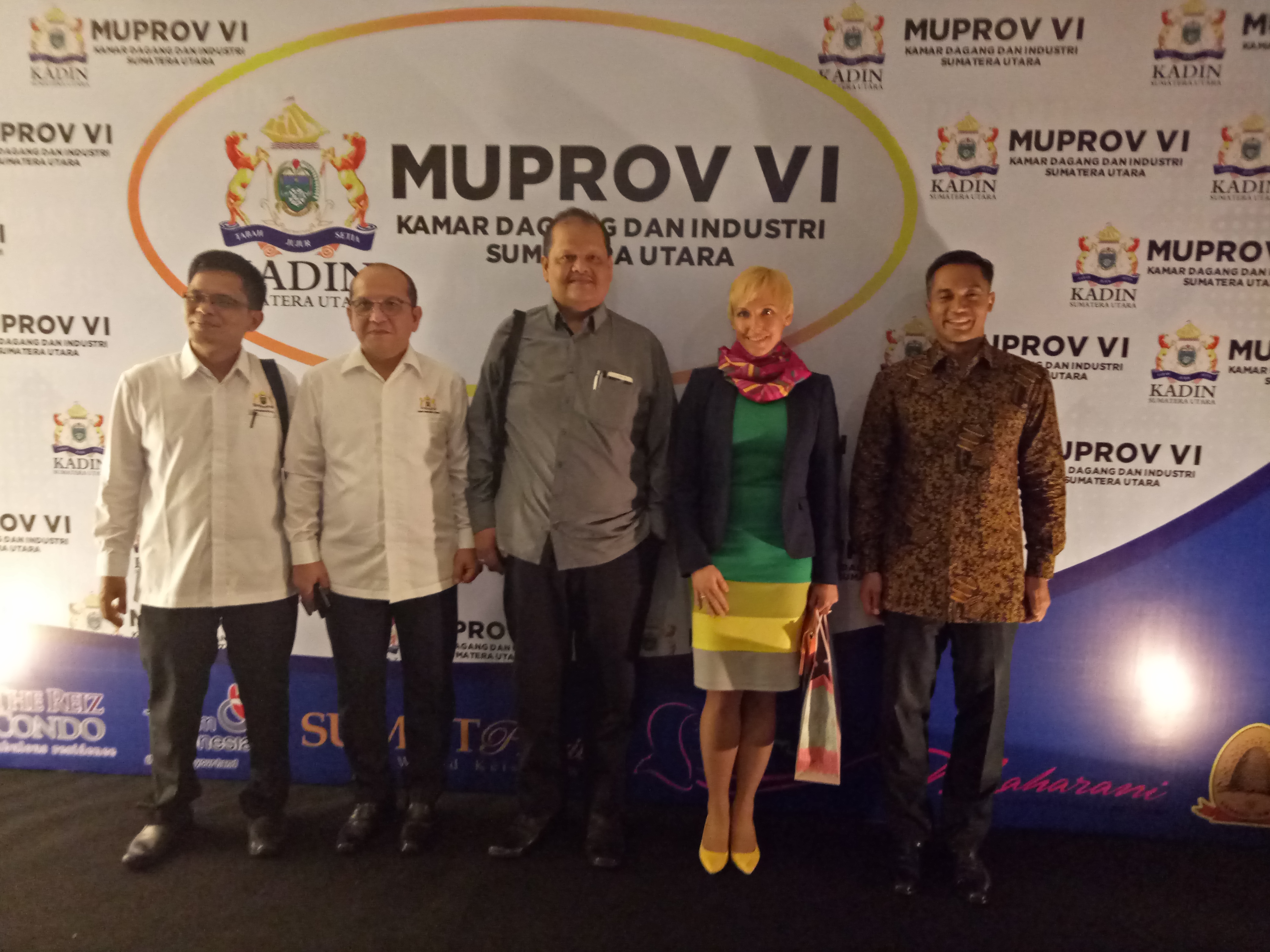 rektor-unpab-hadir-dalam-musprov-kadinsu-vi_71.jpg