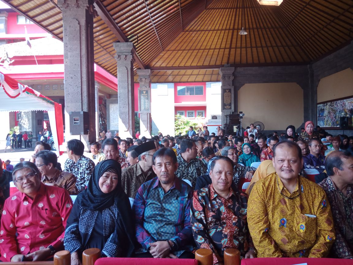 rektor-unpab-ikut-penandatanganan-kesepahaman-dengan-kementrian-koperasi-dan-ukm_53.jpg