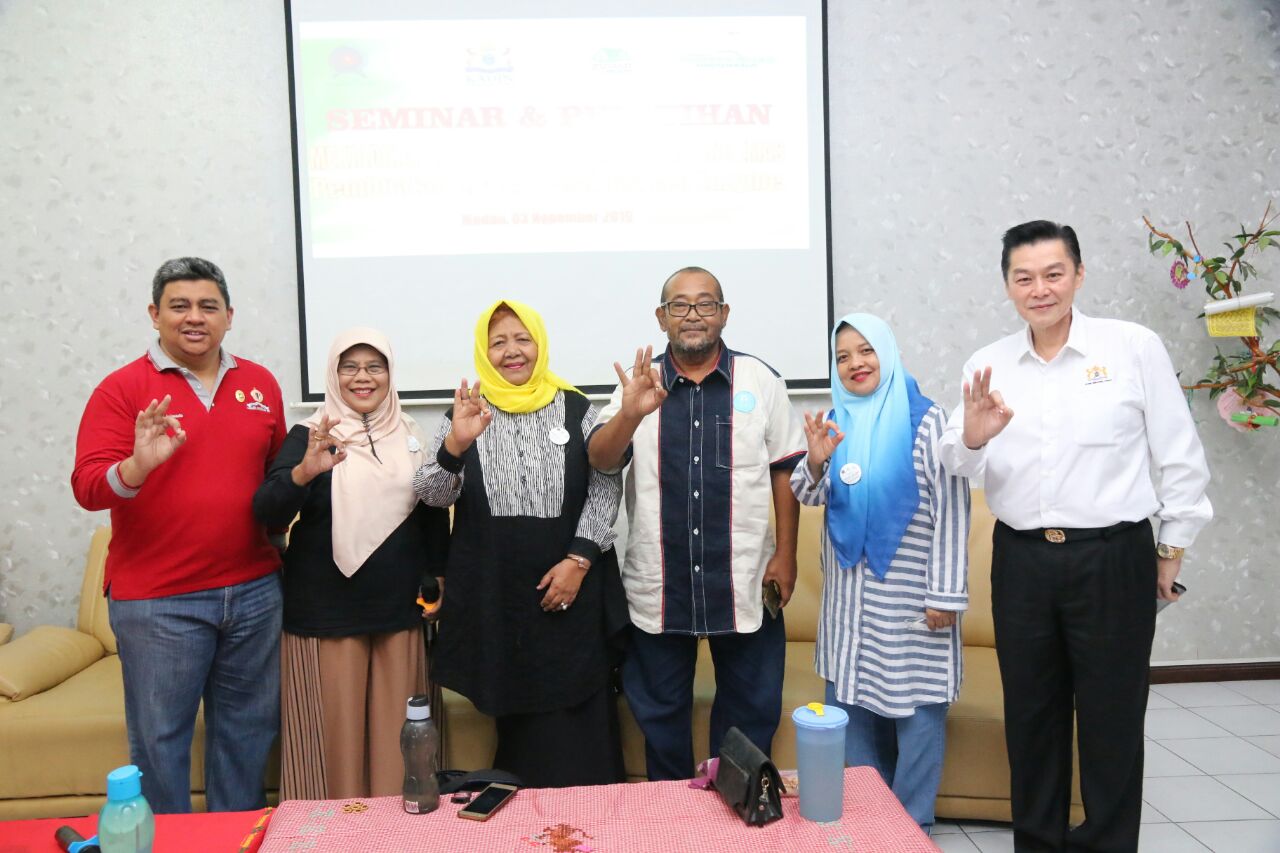 seminar-dan-pelatihan-menjadikan-limbah-organik-sebagai-ladang-emas-pembuatan-arang-sehat-dan-eco-enzyme_15.jpg