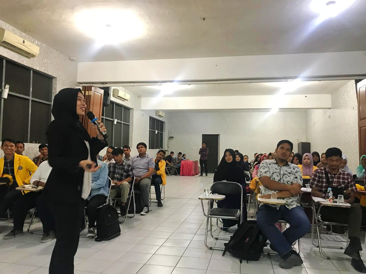 seminar-karir-dan-campus-hiring-tips-dan-trik-menghadapi-dunia-kerja-bersama-pt-mnc-life-dan-pt-ganda-saribu-utama_5.jpg