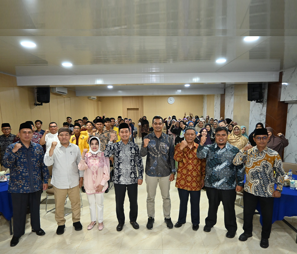seminar-magister-pai-unpab-menggugah-profesionalisme-guru-dalam-menjawab-tantangan-smart-society-50-1751421881_83.jpg