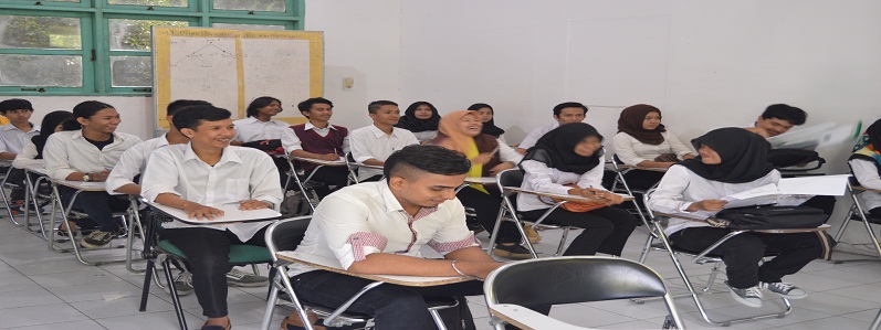 setelah-libur-lebaran-mahasiswa-unpab-melaksanakan-uas_14.jpg