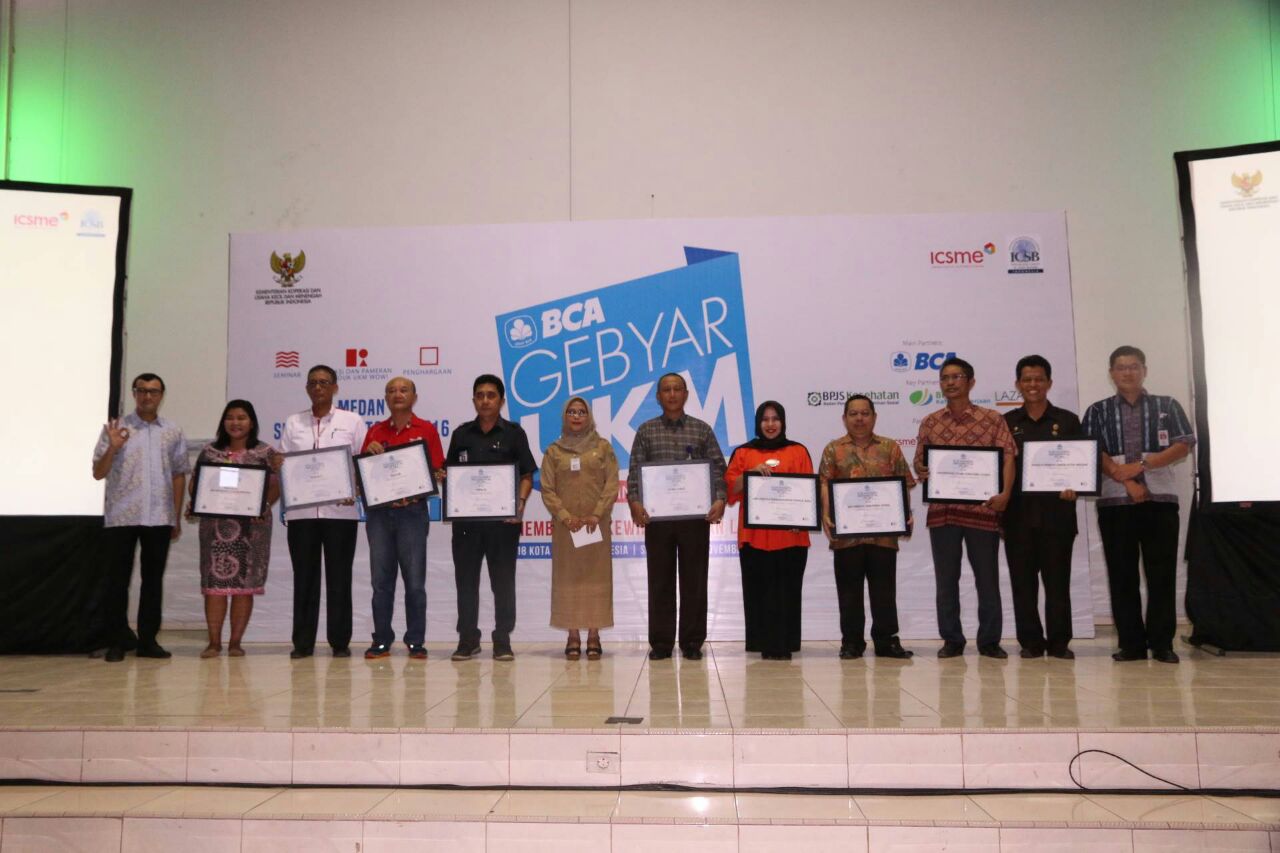 ukm-unpab-mendapatkan-penghargaan-category-researcher--academician-dalam-kegiatan-gebyar-ukm-indonesia-2016_65.jpg