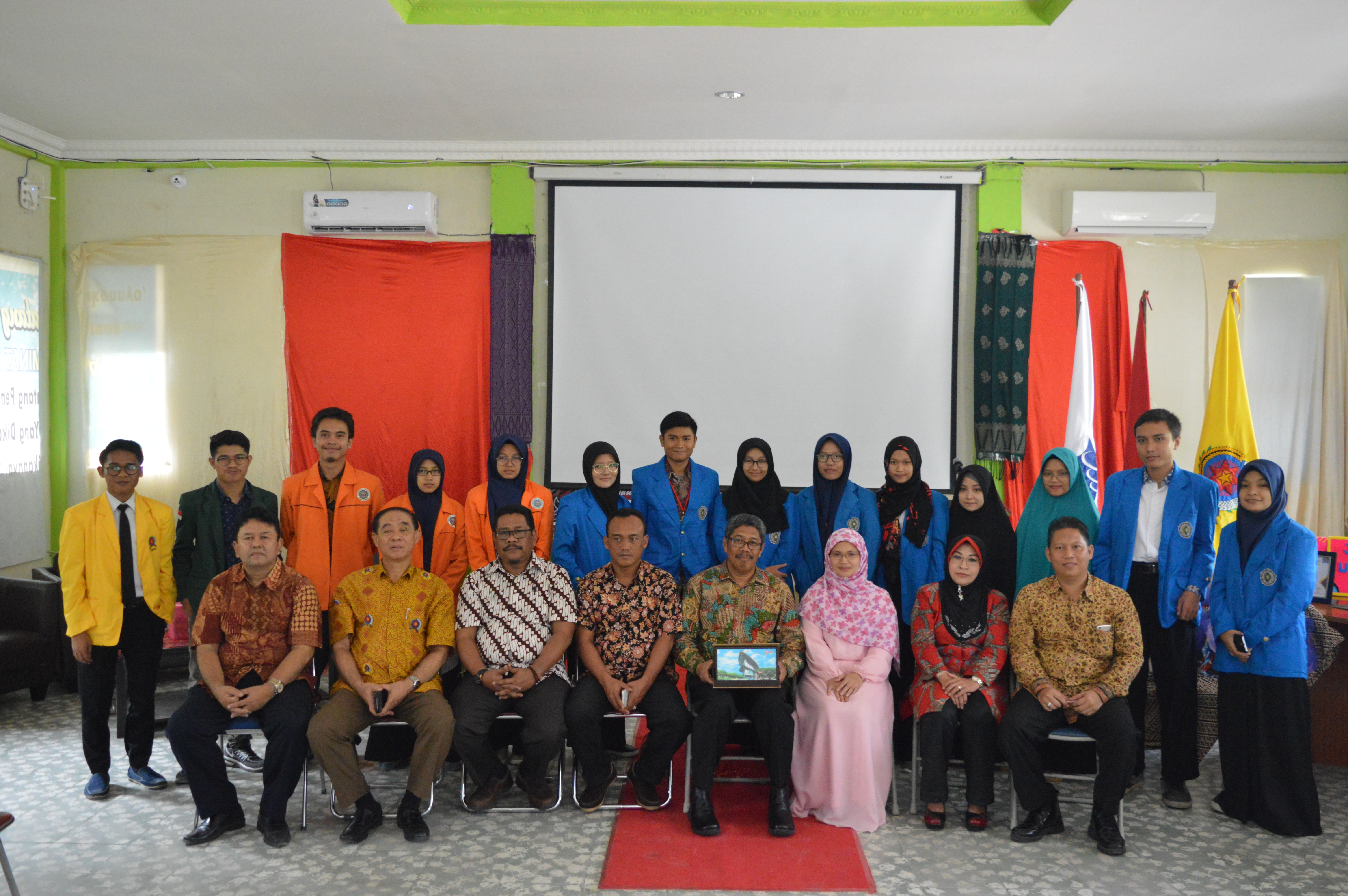 BSAC UNPAB Adakan Debat Untuk Memajukan Pariwisata Di Danau Toba unpab-adakan-debat-untuk-memajukan-pariwisata-di-danau-toba_86.jpg