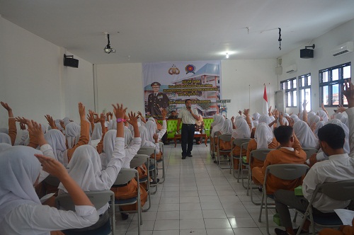 unpab-berikan-beasiswa-100-persen-bagi-lulusan-gupab-_32.jpg