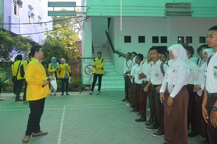 unpab-fasilitasi-tryout-online-un-smk-putra-jaya-stabat_72.jpg