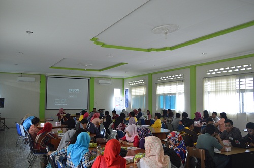 unpab-gelar-pelatihan-penulisan-pkm-2015_49.jpg